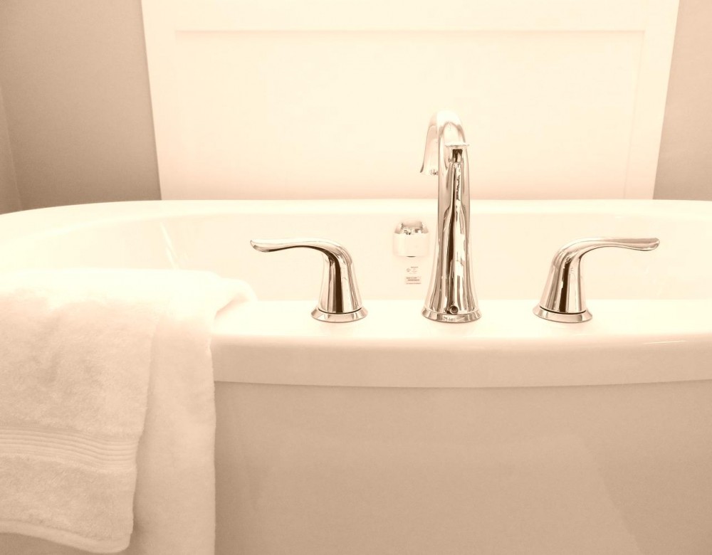 Comment nettoyer une baignoire