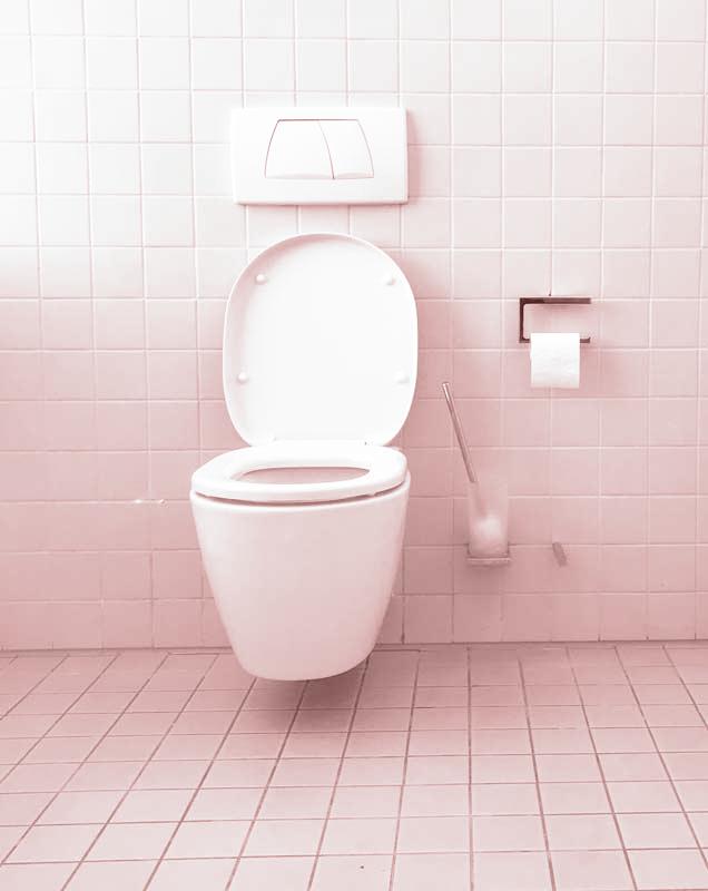 Détartrer les WC : solutions efficaces pour les toilettes très entartrées